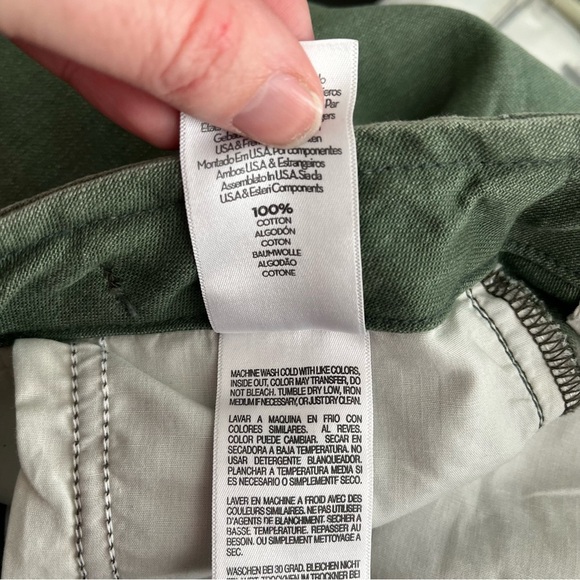 MOTHER x REVOLVE The G.I. Jane Greaser Nerdy Cargo Pants in On The Double - Picture 13 of 15